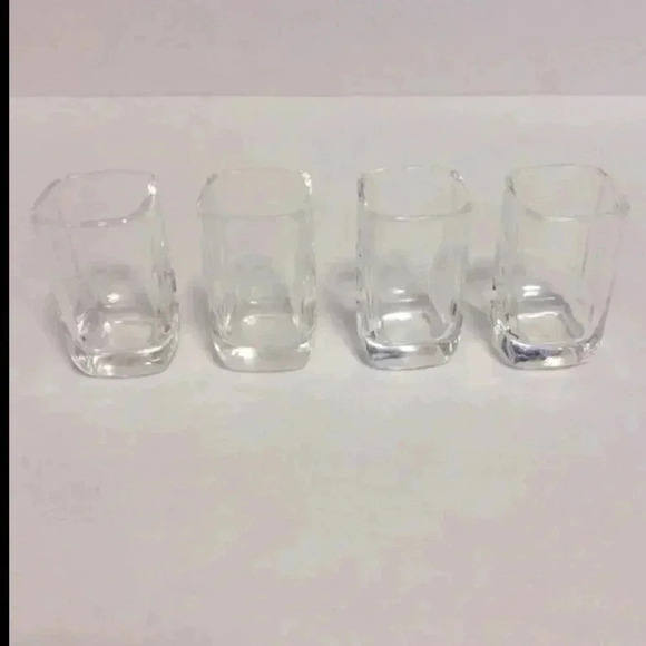 Set of 4 Avión Tequila Embossed Logo Square Shot Glass with Etched Agave - Picture 3 of 5